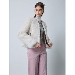 [CC콜렉트](대구신세계)레더 배색 크롭 퍼 자켓 C244PSJ611