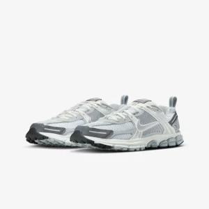 나이키 줌 보메로 5 (GS) 퓨어 플래티넘 서밋 화이트 HF6998-008