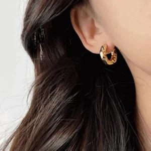 해머링 볼드 귀걸이 써지컬스틸 실버귀걸이 (43k3R)