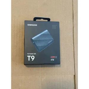 삼성 T9 4TB 2000 MB/s 포터블 SSD USB 3.2 Gen. 2 블랙 MUPG4T0B/AM 밀봉