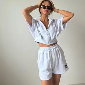 [하프클럽/]여자 여름트레이닝복 레터링 크롭반팔 후드 반바지 세트