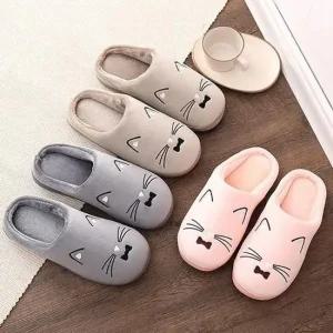 [라일리] Rly 고양이캐릭터 털실내화 거실화 슬리퍼 겨울실내화  42203211)