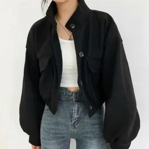 [아우트]가오리핏 포켓 크롭 코트 여성 아우터