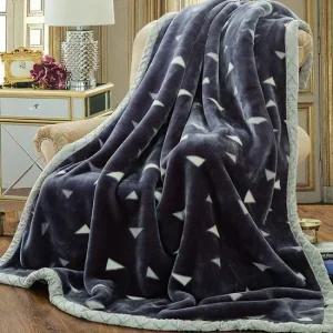 제이케이sp 150 x 200cm 두꺼운 겨울 양면 밍크 극세사 캠핑 실내외 특대형 담요 이불