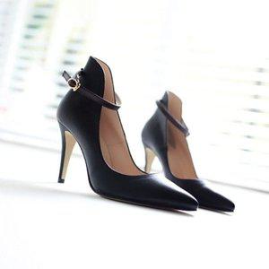 [지젤슈즈]스트랩색감 펌프스힐 /[0110]