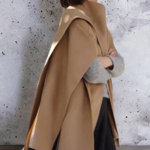 울100 핸드메이드 케이프 판쵸 코트 베이지 색상 겨울 아우터 코트