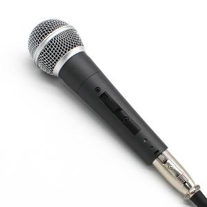 디보이스 KS-6000 다이나믹 핸드 마이크 /노래방/방송/강의/행사/보컬/ 케이블 포함