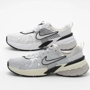 나이키 V2K 런 화이트 메탈릭 런닝화 온러닝화 남자운동화 나이키 운동화  HJ4497-100