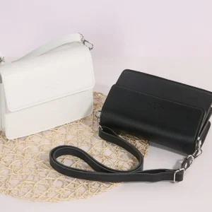 여성 인조가죽 미니크로스백 대학생 20대 정장 핸드백 가방 캐주얼가방