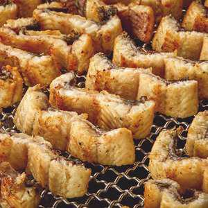 [장어의꿈] 국산 풍천 민물장어 자포니카 3kg 손질후 1800g이상 / 소스2종+생강채 포함