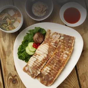 장충동왕족발 본사 쫄깃한 편육 1kg 1팩