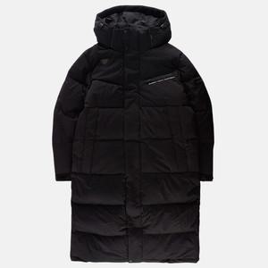 [다이나핏] 다이나핏 공용 카본테크 벤치 롱 덕 다운 자켓 블랙 YUW23536