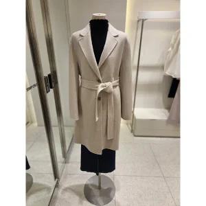 [SOUP](신세계 사우스시티) 테일러드 투버튼 벨티드 코트 (SBAHC90)