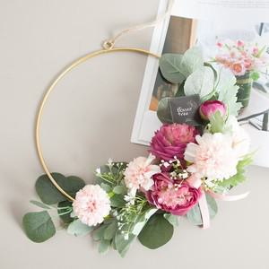 라넌큘러스 조화 꽃 리스 벽장식 트리오메탈링 27cm 인테리어 벽걸이 현관 문 꾸미기 소품