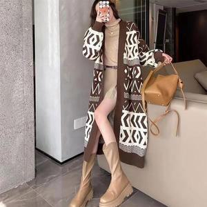 [트렌드스토어] 겨울 노르딕 패턴 오픈형 노버튼 롱가디건