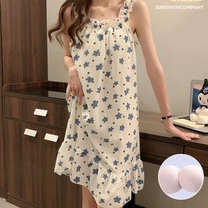 이너퀸 프리수 여성용 여름 아사면 블루 플라워 꽃 패턴 프릴 셔링 리본 밴딩 노브라 브라캡 캡내장 나시 민소매 홈웨어 잠옷 이지웨어 프릴블루꽃원피스