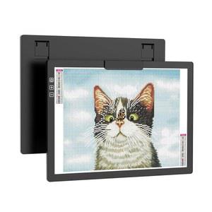 하이우콜레드 충전식 A4 라이트 패드, 상단 클립 및 스탠드가 있는 배터리 구동 보드, 스텝리스 디밍 6단계 밝기 조절 가능, 다이아몬드 페인팅, 드로잉, 스케치를 위한 무선 LED 트레이싱 박스