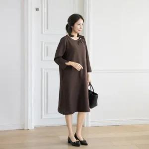 엄마옷 마담4060 프릴넥진주원피스 중년여성원피스 롱 -ZOP2509013-