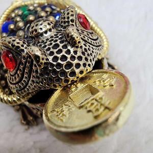 재물운 금전유니운 엽전 청동 삼족두꺼비 장식