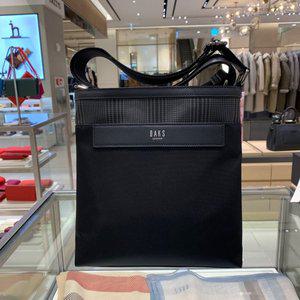 [닥스](센텀시티점)DBBA2E332BK 블랙 가죽 부분 체크 크로스백