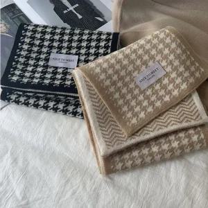 여성 킹엄 헤링본 콤비 체크 패턴 양면 미들 머플러 체커보드 무늬 여자 숏 목도리