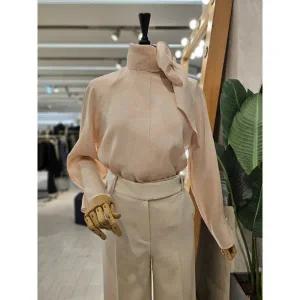 갤러리아 S/S 백리본하이넥블라우스 RTCWBLGA040