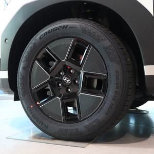 싼타페MX5 18인치 무지개빛 반사 홀로그램 프리즘 휠 랩핑 스티커