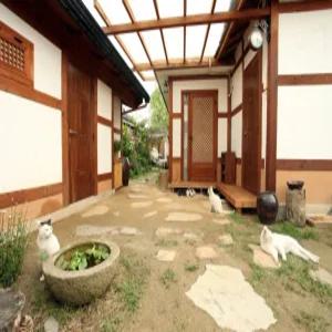 [전북 게스트하우스] 전주 교동백작 한옥스테이 (전주 완산구,완주)