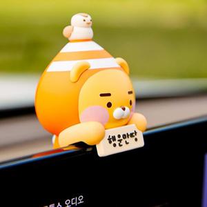 카카오 방향제 모니터위 자동차 네비위 라이언 행운만땅