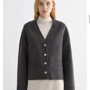 [쉬즈미스]울 브이넥 핸드메이드 자켓_SWHJKO42020