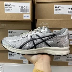 국내매장 아식스 조그100S 화이트블랙 발볼넓은 운동화