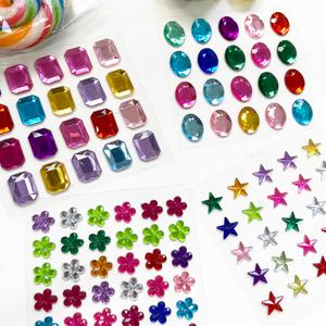 보석스티커 큐빅스티커 접착비즈 꽃 사각 타원 입체 다꾸 꾸미기 엄마표미술