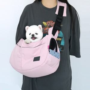 패리스독 강아지산책가방 산책용품 슬링백 강아지이동가방 베이직스 슬링백 블루 M