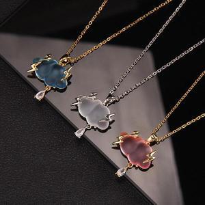 천둥 구름 보석호박 여성을 위한 사랑스러운 티타늄 스틸 목걸이 컬러 쥬얼리 미적 목 액세서리