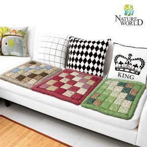 프리미엄 엠보싱 퀼트방석 만두방석 사계절 퀼팅 쇼파패드 의자 사무실 학생 식당 극세사 가죽