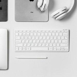 라이프썸 미니 블루투스 키보드(LFS-HA43) C타입 충전식 휴대용 3대기기 멀티 페어링 저소음