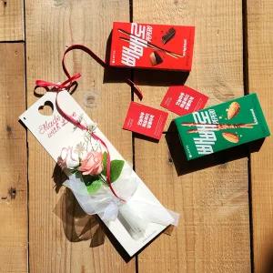 로즈온 벽걸이 꽃다발 (4종 택1) + 빼빼로2개 set