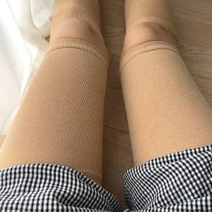 [콩심팥심]압박스타킹 허벅지 압박밴드 스타킹 살색 수면압박