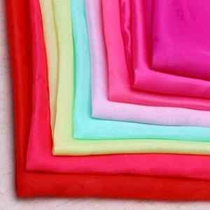 한복원단 단아한 소품 천