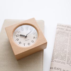 바나나공방 바닐라 사각 모던/팅클 무소음 알람시계 탁상시계