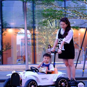 2인용 전동차 부모탑승 어린이 자동차 유아전동차 푸쉬카 유아 아기자동차 아기 보행기