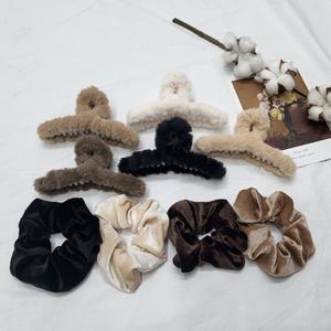 보들보들윈터헤어 9개세트 헤어 데일리 겨울 에코퍼 벨벳 머리끈 집게핀