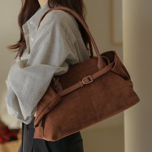 [시크폭스] 버킬 D링 스웨이드 토드백