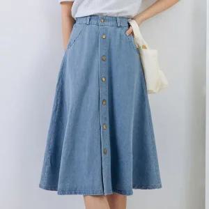 [올리비에스클로젯] 버튼 클로징 데님 플레어 스커트_O2503SK014A