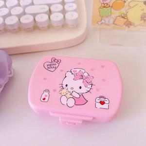 Sanrio Anime Figure Hallo Kitty Kuromi Melody Cinnamoroll 6 그리드 미니 휴대용 알약 및 스낵 보관 상