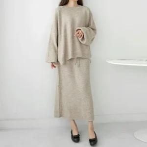 여성 겨울 라운드 언발 울 니트 치마 세트 SST0093S 빅사이즈 루즈핏