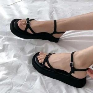 인기상품 여행 용 여름 발편한 샌들 앵클 크로스 스트랩 구두 [WFJIX73_251115]