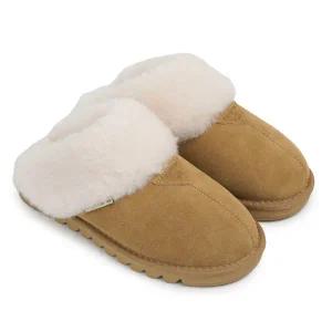 [롯데백화점]베어파우 [여성] 엘라라 ELARA 천연소가죽 2CM 양털 슬리퍼 아이스커피 K2906335