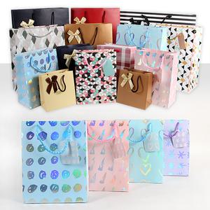 기념일 이벤트 선물포장 리본 하트 도트 패턴 종이가방 쇼핑백