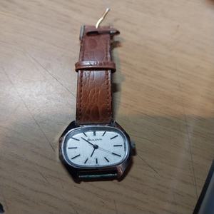 중고 부로바 여성 쿼츠 시계/스트랩 없음